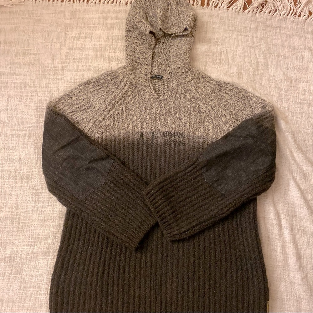 Armani Jeans sweater size L excellent!
